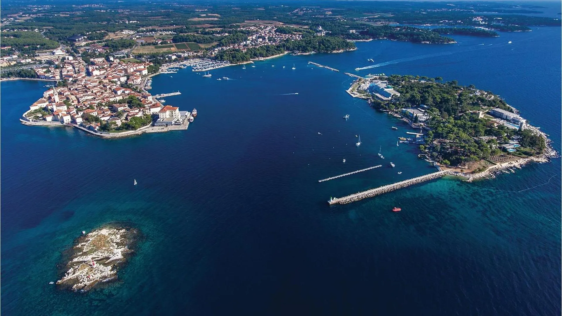 1 Bedroom Lovely Apartment In Porec