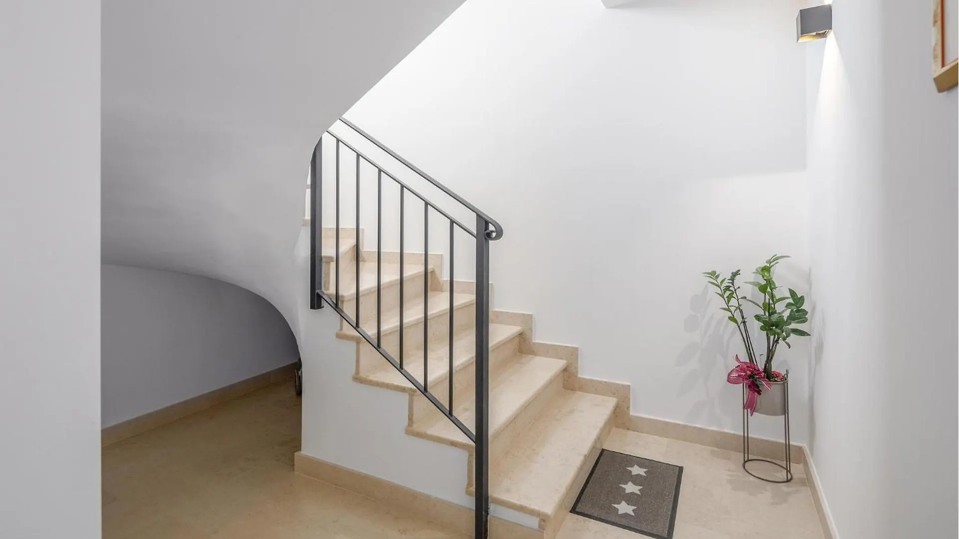 1 Bedroom Lovely Apartment In Porec 0*,