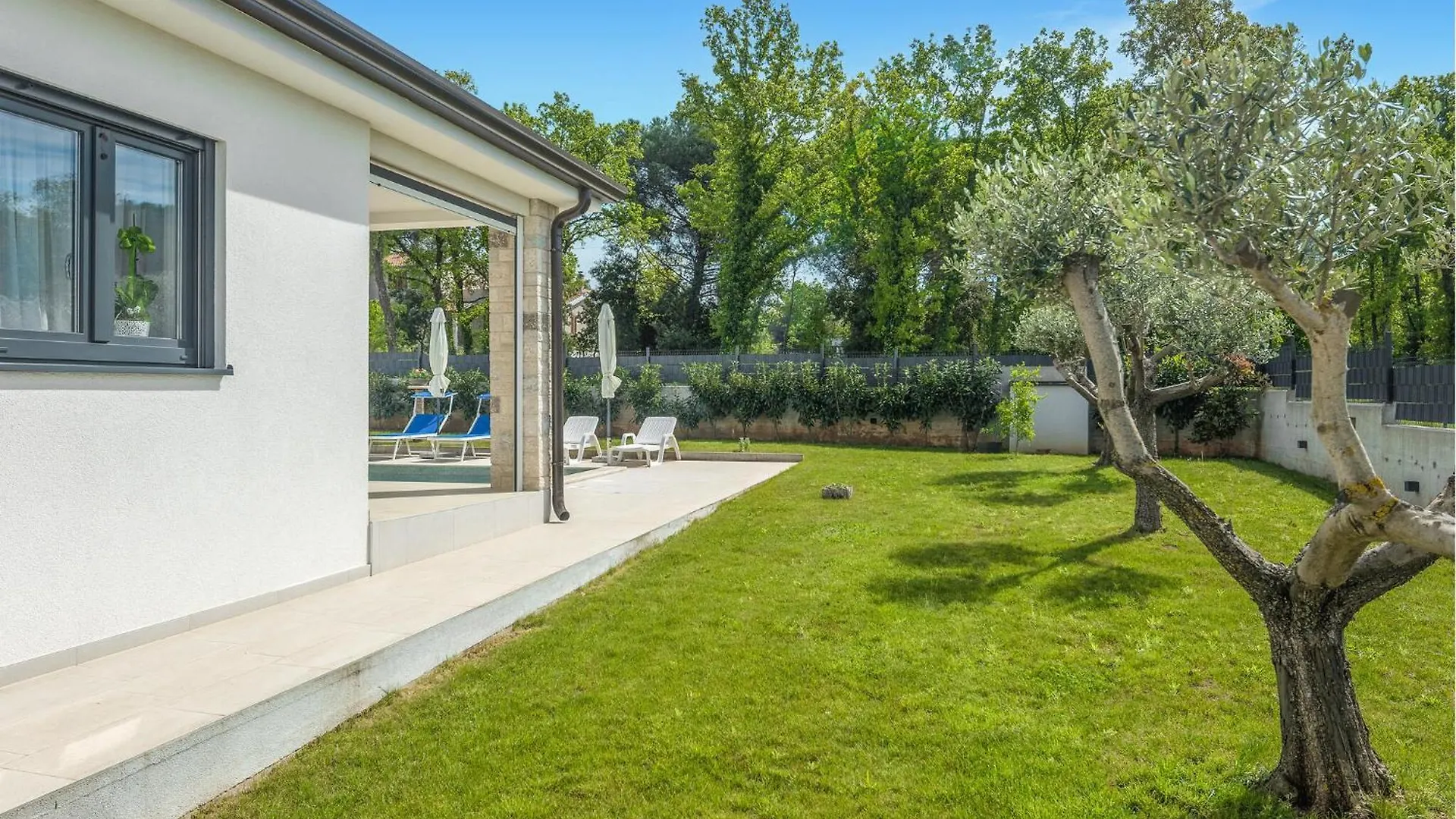 1 Bedroom Lovely Apartment In Porec Croatia